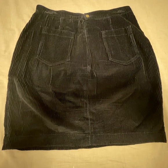 Eve Gravel Canadian designer “Double Time Skirt” in black corduroy, size LARGE - Picture 5 of 9